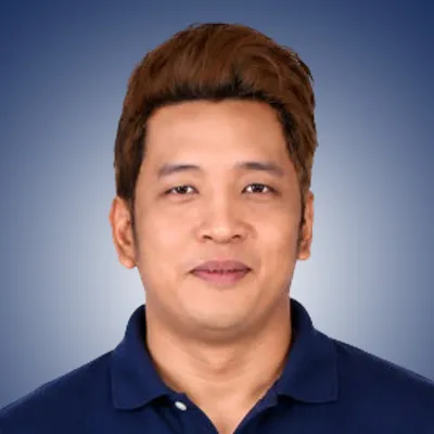 Miko Recare headshot photo